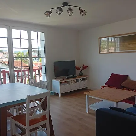 Spacieux T4 Renove A Hendaye, Lumineux Et Calme, Proche Avec Parking Et Wifi. - Fr-1-239-985 Apartament Hendaye