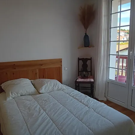 Spacieux T4 Renove A Hendaye, Lumineux Et Calme, Proche Avec Parking Et Wifi. - Fr-1-239-985 公寓 *